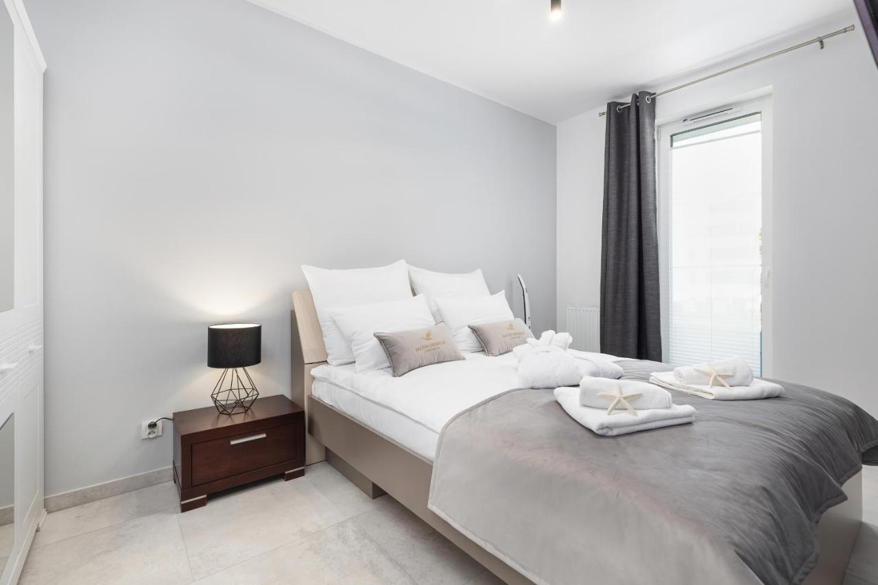 Baltini Premium Apartament Baltic Marina Residence 코워브제크 외부 사진
